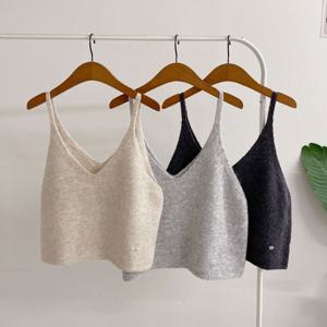 [브리치]  / 콩슬 브이넥 펜던트 뷔스티에 니트 조끼(3color)