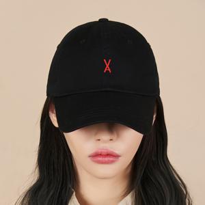 [소녀시대 윤아, 슈퍼주니어 은혁, 뉴이스트 백호 착용] 로고 오버핏 치노 볼캡 블랙