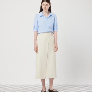 [씨씨콜렉트] 백 스트랩 스트라이프 셔츠 C253MSC014