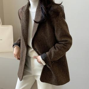 봄가을 테일러드 헤링본 자켓 엘메르자켓