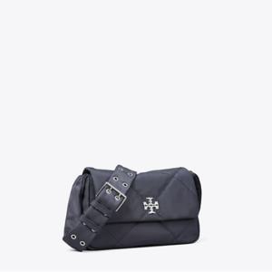 [공식][26SS] 키라 다이아몬드 퀼트 나일론 메신저백 - 뉴 네이비