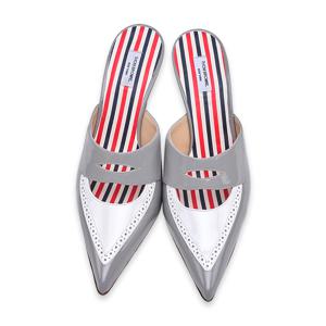 페이턴트 컷아웃 페니 로퍼 뮬 FFH256A 06257 025