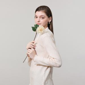 [최초가 198000원] 건반 주름 프릴 반목 플리츠 블라우스_YJ03WRPBL05