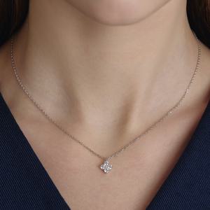 에센스 실버(W) 모이사나이트 플라워 목걸이 HL4N61408W9450