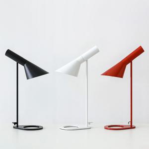 SODDE 단스탠드 E26 KS1899T + E26 LED 스마트전구 9W 컬러 세트