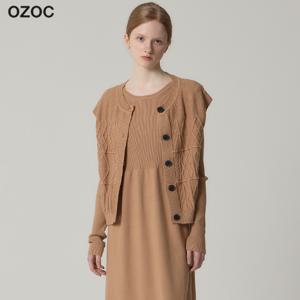 (OZOC)] 니트 베스트+라운드넥 니트 롱 원피스 세트 (택가격: 178000원)