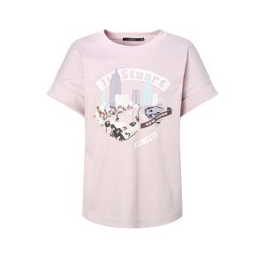 질스튜어트 뉴욕 여성 25SS 핑크 로고프린트 코튼 반팔티셔츠 JSTS5B500P2