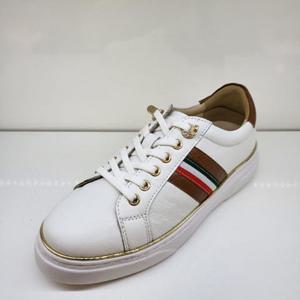 [바이네르] 여성 쿠션 캐쥬얼 밴드끈 스니커즈(9U35-화이트)