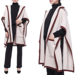 [버버리] 23SS 여성 로고 후드 케이프 코트 (8056011_CANVAS_23S)