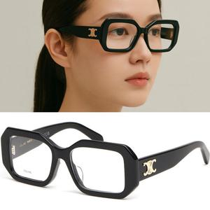 셀린느 트리옹프 안경테 CL50155F 001 명품 직사각형 블랙 볼드 뿔테 유니크 패션
