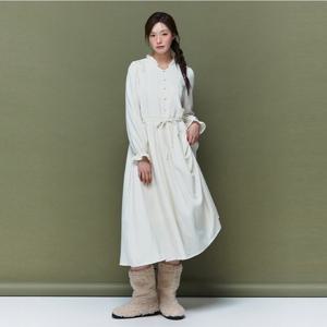 플라스틱아일랜드  (PR4WO161) C 프릴넥 핀턱 플레어 원피스