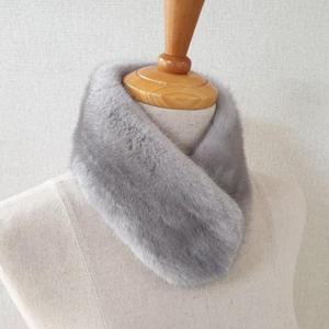 [BELLA.DOI] 코펜하겐 통밍크 양면 숏머플러 [자석]