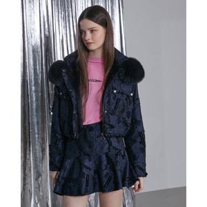 [에고이스트]레터링 포인트 절개 디테일 슬림 TS(EQ4CL165)