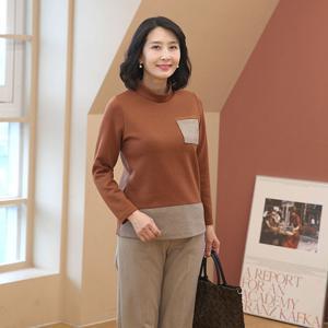 [쉬즈마담]T57455 크림 포켓 배색 반폴라티 60대 엄마옷