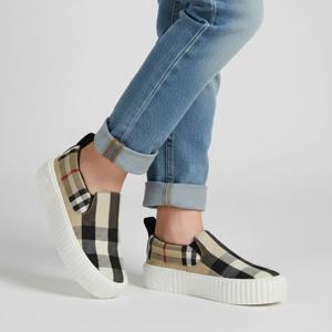 버버리 칠드런 버버리 8060630 A7028 빈티지 체크 주니어 슬립온 스니커즈