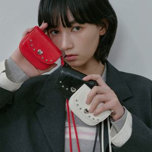 [랩]하트 레더 크로스백(AS7AB243)