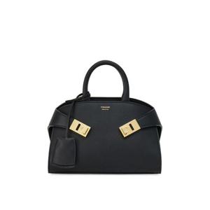 26SS 살바토레 페라가모 백 215975768853009 TP568473436