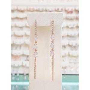 볼라레 세이브존03 드레시 큐빅 롱 드롭귀걸이 (volspe1057)