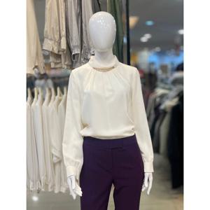 [조이너스]셔링넥 진주 포인트 프릴 블라우스 JADW0WRB900