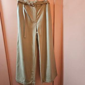 미센스 HC42 레더 세미와이드SL MB52SLM501A