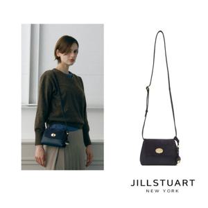 [질스튜어트] 다크네이비 가죽 스웨이드콤비 오브 장식 크로스백 S JABA5F122N2