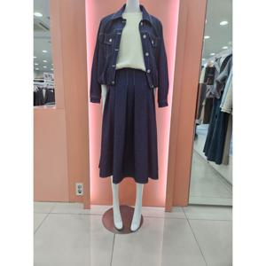 [수스]스티치 턱 A라인스커트 S261BSK202_US