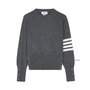 [톰브라운] FW25 남성 캐시미어 4바 니트 MKAS01A 00011 038