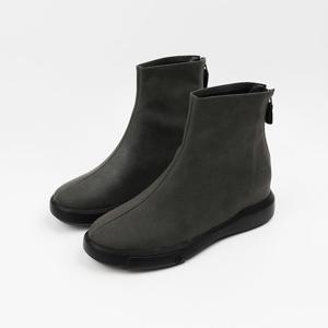 [신난다슈] 여성 앵클부츠 5cm 여자 숏 앵글 부츠 소가죽 발편한 키높이 통굽 LD256364 그레이