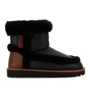 끌로에 블랙 시어링 라운드 토 돌체 앵클 부츠 CH26S15TVP 234