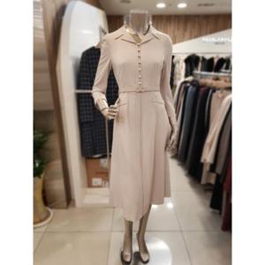 미니멈 세이브존01 미니멈 카라넥 7부 소매 플레어 원피스 MYAGWO1150