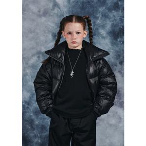 [블루테일] AZH4JP01BK 블랙 크롭 하이넥 다운 점퍼