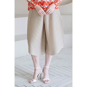 [요이츠] 7부 사선 플리츠 와이드 팬츠_YJ04WNPSL04