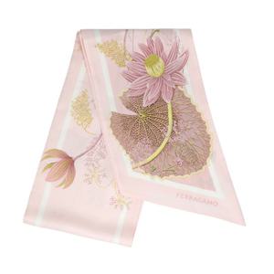 페라가모 32 1238 0790150 수련 프린트 방도 여성스카프