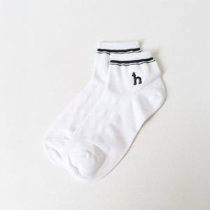 [헤지스] 남성 로고자수 면혼방 단목양말 HZSS6E304WT