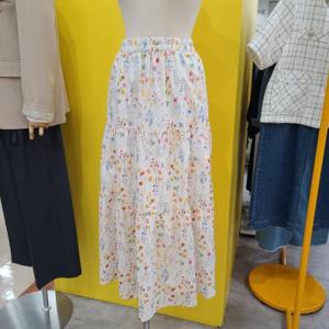 르피타 DP01 꽃무늬 플레어스커트 L252USK554