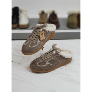 한슈 세이브존03 가죽 미즈 스웨이드 퍼안감 블로퍼 단화 4cm AQHS446102vnA