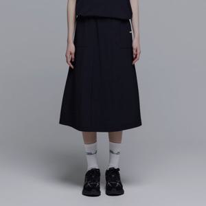 내셔널지오그래픽 N242WSK960 여성 데일리 경량 우븐 스트레치 스커트 CARBON BLACK