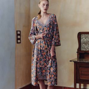 비너스 가벼운 착용감 선셋 플라워 프린트 데이웨어 여성 로브 가운 OGN5235