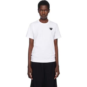 꼼데가르송 티셔츠 화이트 메탈 스톤 엠블럼 하트 티셔츠 252246F110007