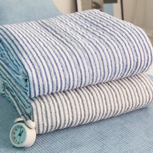 [몽쉐어] 메리엘 시어서커 여름 카페트 겸 침대패드 Q (150x200)