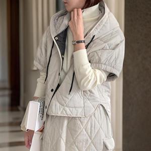 [옷자락] 여자 누빔 미시룩 모던 반팔 패딩 경량 점퍼