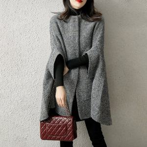 [무드무드] 그레인 체크 케이프 코트