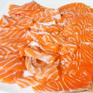 오직 몸뱃살 부분만! 노르웨이 몸뱃살 생연어 1kg 슈페리얼 등급 연어