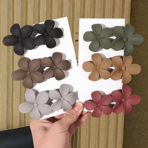 TEMU LEMON LOVEO 플로럴 헤어 클립 6개 세트 - 믹스 컬러 스위트 스타일 레진 플라워 오리발 클립, 편안하고 스타일리시한 여성용 헤어 액세서리, 데일리 및 캐주얼 웨어에 적합