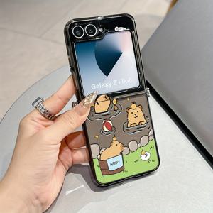 TEMU 삼성 갤럭시 Z 플립 7, Z 플립 5, Z 플립 6용으로 적합한 귀여운 만화 카피바라 폰 케이스, 투명한 소프트 백 커버로 특징지어집니다.