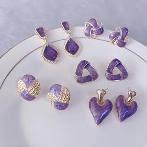 TEMU 5쌍 여성 패션 귀걸이 세트 | 빈티지 에나멜 보라색 삼각형 & 하트 기하학 스터드, KC 골드 도금 아연 합금, 및 선물용으로 이상적