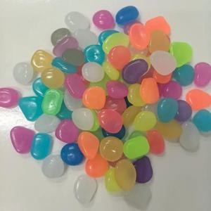 TEMU 32개입 오버사이즈 야광 조약돌 - 수족관, 웨딩 장소, 정원에 어울리는 꿈 같은 장식 | 실내 별빛 분위기 연출 및 야외용 로맨틱 야간 조명 스톤, 사계절 사용 가능