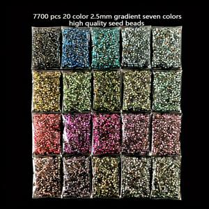 TEMU 7700개 (델리카 비즈) 그라데이션 칠색 세미 골든 씨드 비즈 키트 주얼리 제작 키트 2.5mm 팩당 20색 5g, 총 100g/3.53온스 균일한 미니 비즈. 정교한 고품질 액세서리 재료, DIY 수제 창작물용으로 적합, 직조 주얼리, 프렌치 자수 팔찌, 귀걸이, 목걸이, 반지, 가족과 친구를 위한 선물