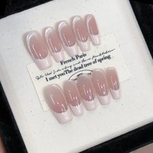 TEMU 핑크 미터 글리터 캣아이 파우더 프렌치 매일 착용하는 클래식한 프렌치 네일 10개, 사다리꼴 누드 네일 패치 중앙 디자인, 여성 및 네일 아트 DIY용