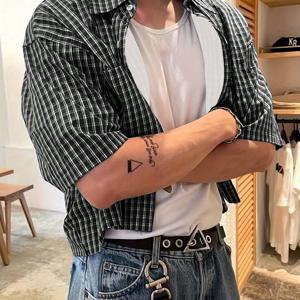 TEMU 남성용 프레피 스타일 반팔 체크무늬 셔츠, 봄, 여름, 가을용, 캐주얼하고 편안한 착용, 휴일, 데이트, 데일리룩에 적합, 100% 폴리에스터, 세탁기 사용 가능, 드라이클리닝 불가. WXY9331